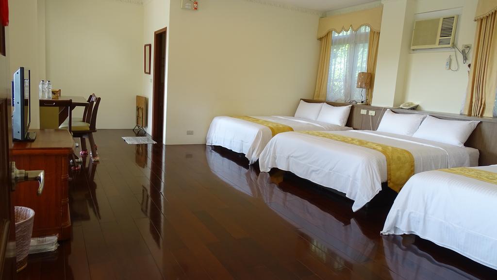Emoonten Homestay Sanzhi Bagian luar foto