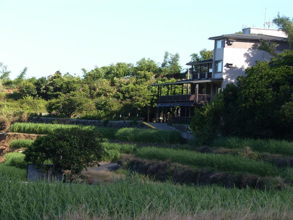 Emoonten Homestay Sanzhi Bagian luar foto