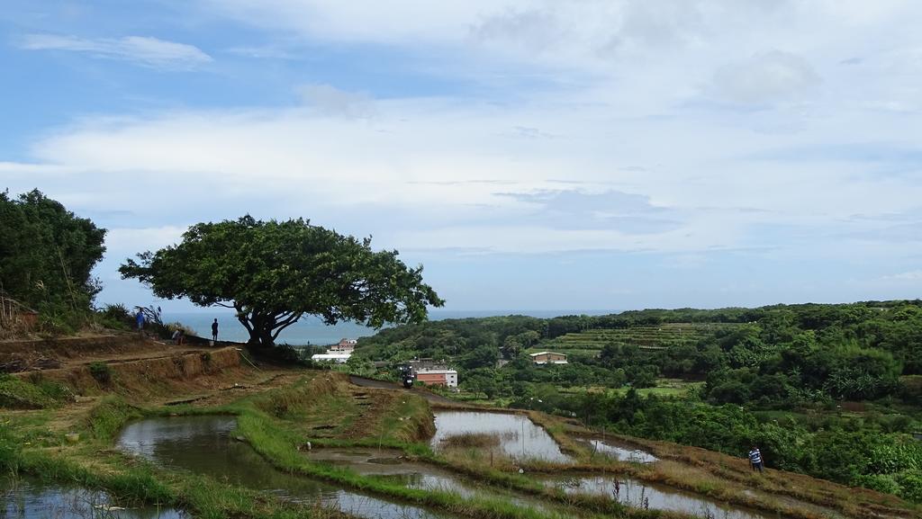 Emoonten Homestay Sanzhi Bagian luar foto