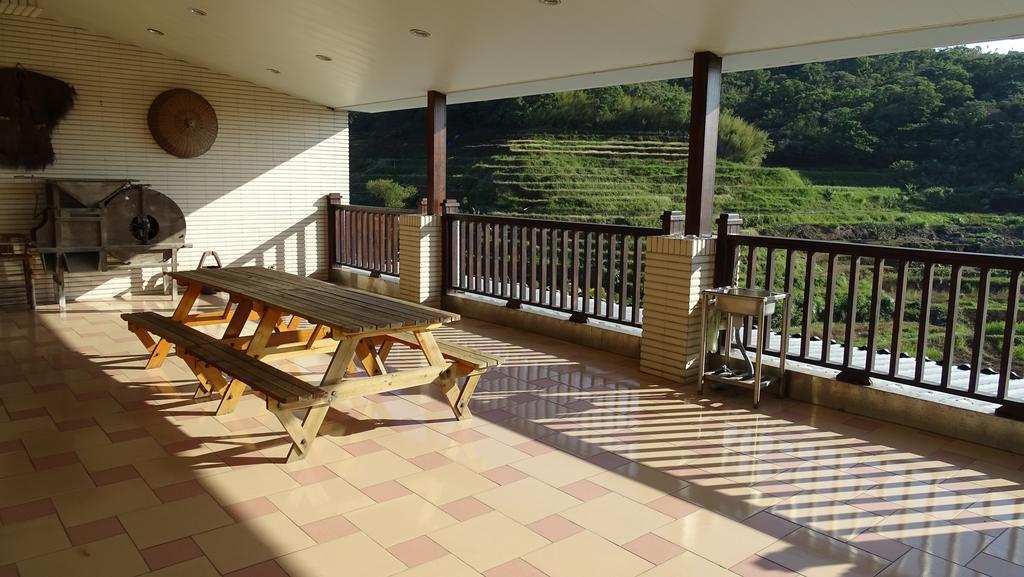 Emoonten Homestay Sanzhi Bagian luar foto